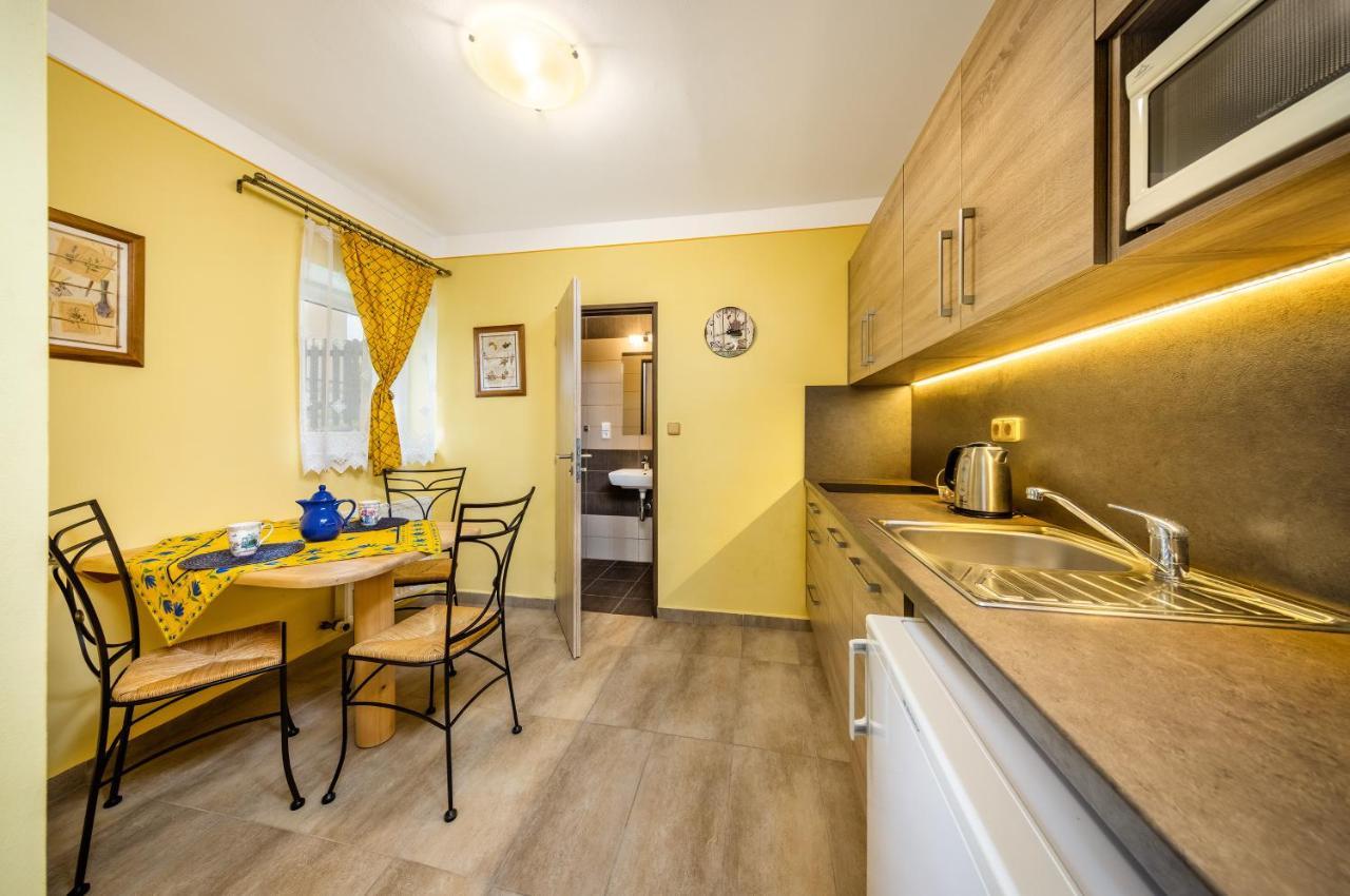 Villa Gardena 체스키크룸로프 외부 사진